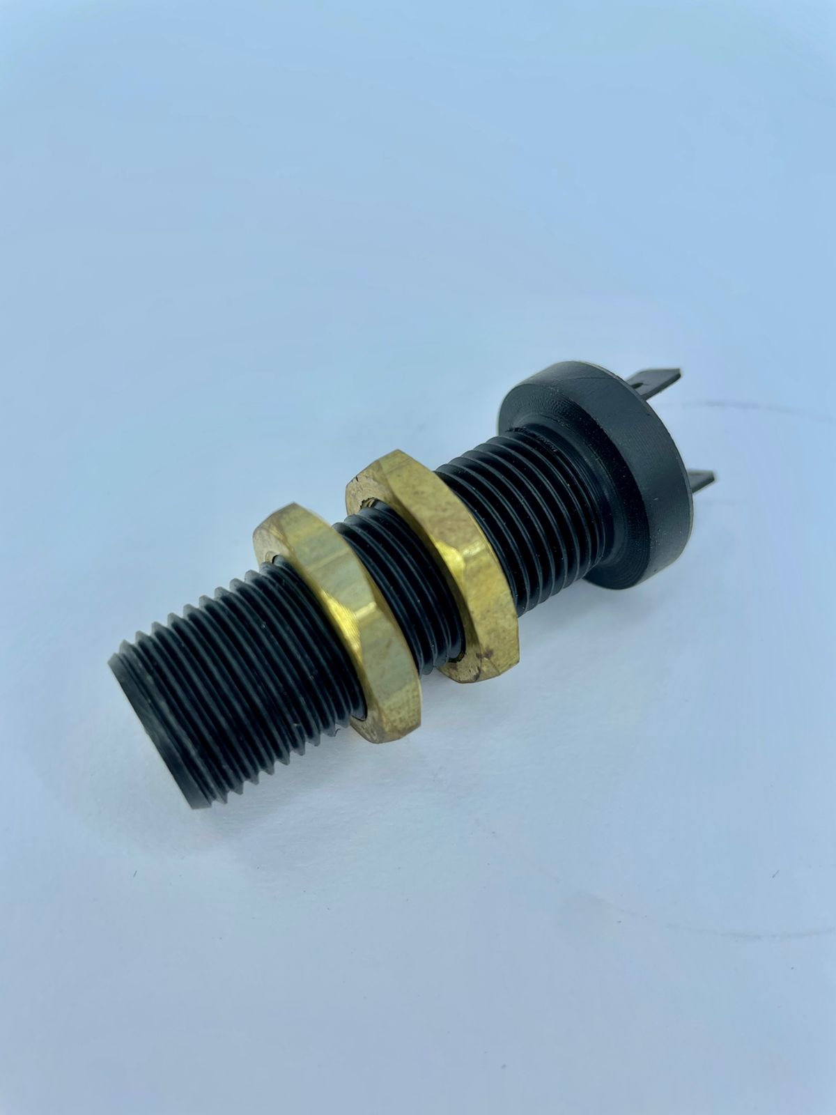 Z3115: SENSOR MAGNETICO DE RPM PARA COLHEITADEIRA VALTRA: 84146800